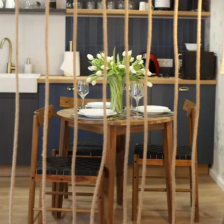 Victorian Blue Брашов