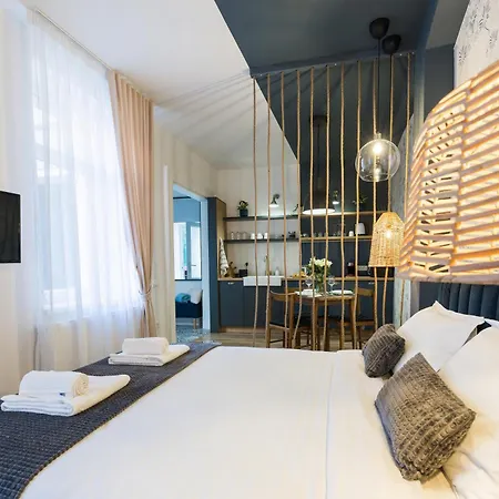 Апартаменты Victorian Blue