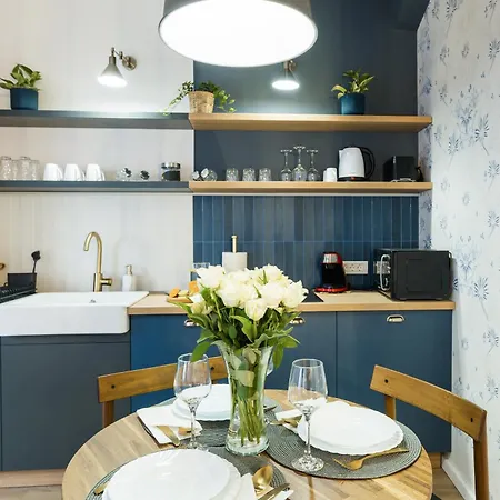 Apartment Victorian Blue